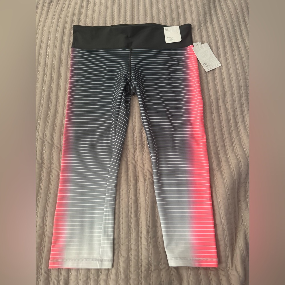GapFit GFast Capri Leggings Womens Large Pink‎ Stripe Workout Yoga Activewear